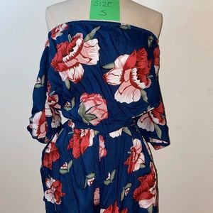 Roses short jumpsuit. Size small.